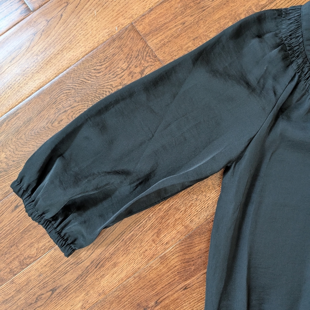 EUC Old Navy Black Silky Shirt Dress Scoop Neck 3/4 Sleeve Midi Size Small - Picture 4 of 7